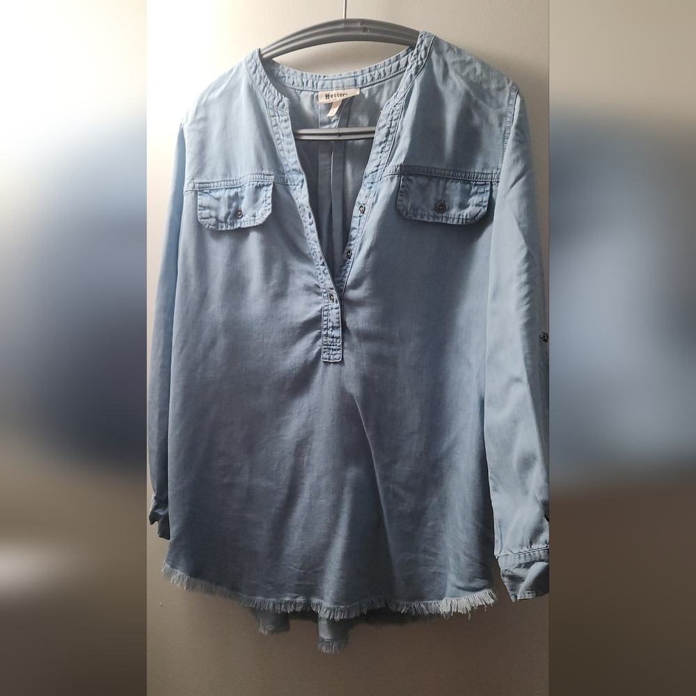 Hester & Orchard Blue Denim Long Sleeve Top